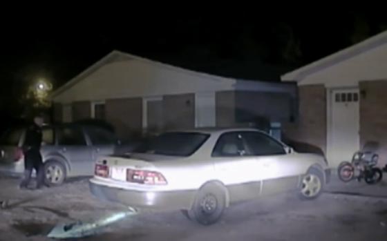 كشفته الكاميرات.. حاول قتل شرطيين فاردياه قتيلا صورة رقم 1