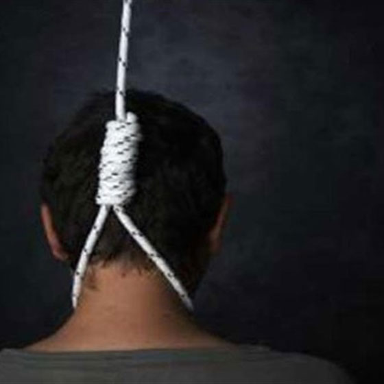 بسبب 5 جنيهات: انتحار فتى مصري شنقا برباط حذائه بعد ان عاقبه والده صورة رقم 1
