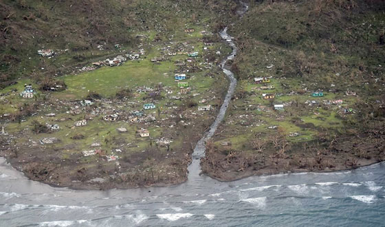 اعنف اعصار في التاريخ الفيجي يودي بحياة 18 شخصا صورة رقم 2 اعنف اعصار في التاريخ الفيجي يودي بحياة 18 شخصا صورة رقم 2