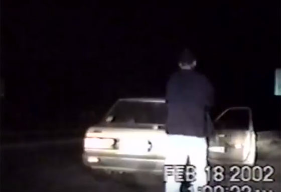 فيديو مدهش.. اب يرشد الشرطة الى قتلة ابنه بعد ذبحه، موته ودفنه!! صورة رقم 4