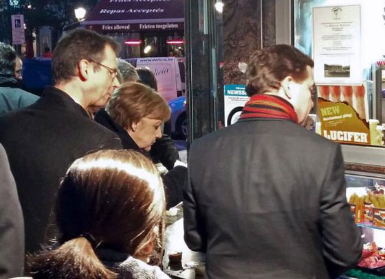 البطاطا المقلية تخرج أنغيلا ميركل من اجتماعها في قمة بروكسل!! صورة رقم 2