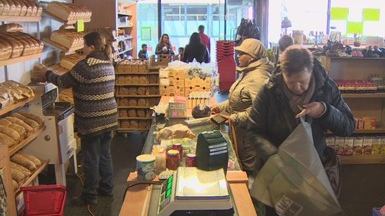 هولندا تهزم الجوع بسوبرماركت فريد من نوعه.. هل تقلدها دول اخرى؟ صورة رقم 10