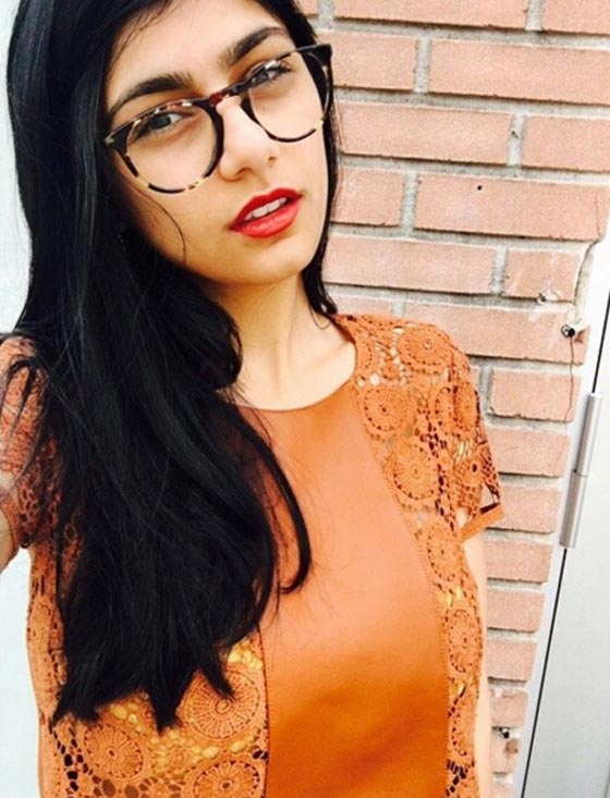 صور وشم ميا خليفة الجديد بالعربية عن الحب الذي قلب حياتها صورة رقم 8