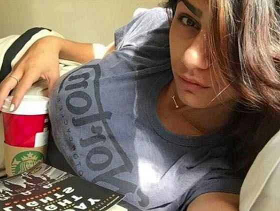 صور وشم ميا خليفة الجديد بالعربية عن الحب الذي قلب حياتها صورة رقم 7