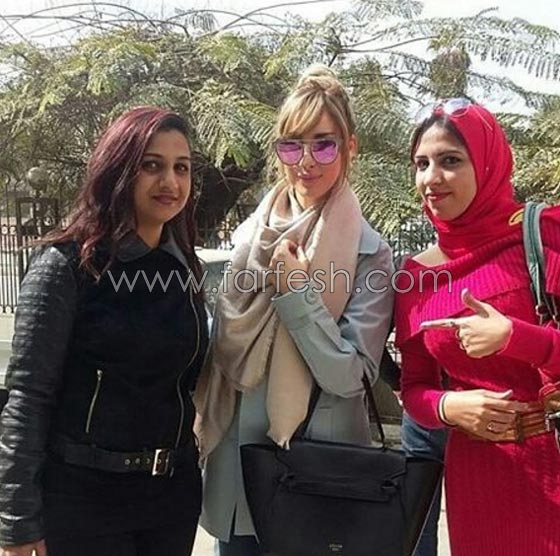 صور تامر حسني مع زوجته بسمة بوسيل يشاركان في حملة التبرع بالدم  صورة رقم 4