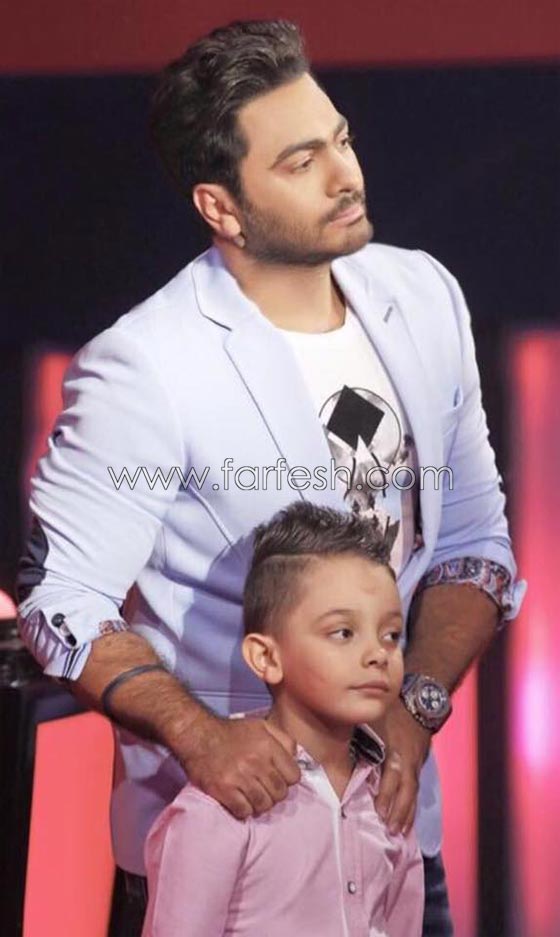 فيديو الطفل احمد السيسي نجم ذا فويس كيدز: اليوم وقعت عقد اول فيلم لي مع حبيبي صورة رقم 5