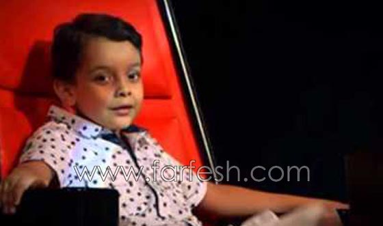 فيديو الطفل احمد السيسي نجم ذا فويس كيدز: اليوم وقعت عقد اول فيلم لي مع حبيبي صورة رقم 2