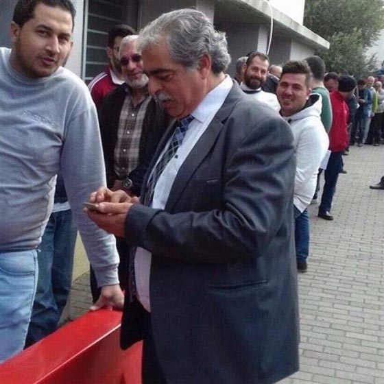 صورة تجمع بين ابن الحريري وشبيه والده الراحل صورة رقم 2