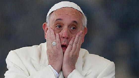 وسط تكتم الشرطة.. العثور على جثة سكرتيرة البابا الحامل مقتولة في شقتها صورة رقم 1