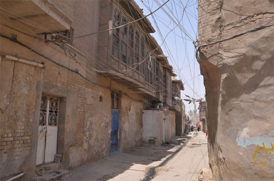 صور: ابنية العراق التراثية ذات الفن المعماري الجميل وحارات قلب بغداد النابض مهددة بالانهيار! صورة رقم 1 صور: ابنية العراق التراثية ذات الفن المعماري الجميل وحارات قلب بغداد النابض مهددة بالانهيار! صورة رقم 1