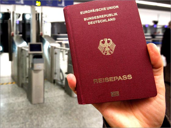 جوازات السفر افضلها الماني واسوؤها افغاني.. فاين الدول العربية؟ صورة رقم 1