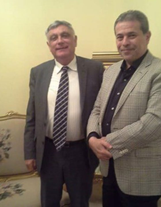 نائب مصري يضرب توفيق عكاشة بالحذاء لانه التقى السفير الاسرائيلي صورة رقم 4 نائب مصري يضرب توفيق عكاشة بالحذاء لانه التقى السفير الاسرائيلي صورة رقم 4