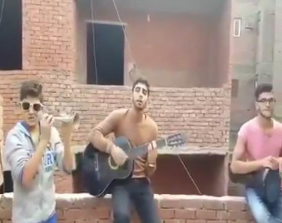 فيديو ساخر ينتقد اغنية عمرو دياب ومحمد منير (القاهرة) صورة رقم 1
