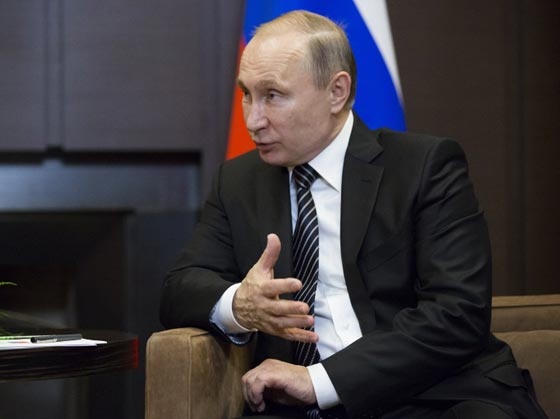 ملك البحرين يهدي بوتين سيفا دمشقيا والأخير يهديه الحصان حجي بك صورة رقم 8 ملك البحرين يهدي بوتين سيفا دمشقيا والأخير يهديه الحصان حجي بك صورة رقم 8