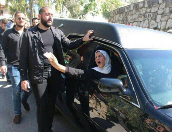 مأساة في لبنان.. طفل يعبث بسلاح والده فيقتل امه برصاصة في الرأس صورة رقم 4