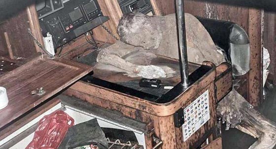 ظهور جثة البحار المومياء في احد سواحل الفلبين صورة رقم 1