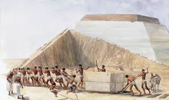 مؤرخون مصريون يردّون على مزاعم اليهود بأنهم بناة الاهرامات صورة رقم 1