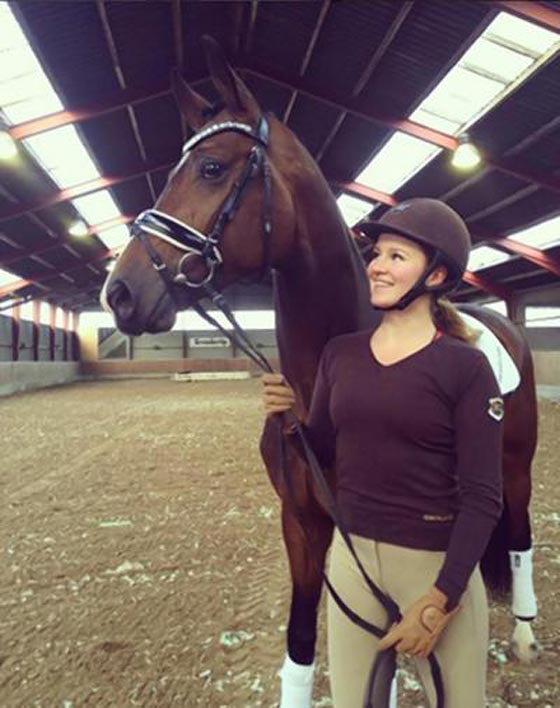 فيديو وصور اصغر مليارديرة في العالم: عمرها 19 عاما وثروتها مليار دولار صورة رقم 12