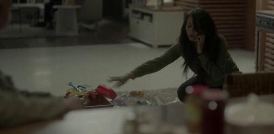 اعلان لمنظف الغسيل (اريال) يفجر قضية اجتماعية ويثير جدلا صورة رقم 3