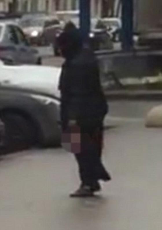 وقاحة.. مجلة بريطانية تسخر من جريمة ذبح طفلة روسية على يد مربية  صورة رقم 6