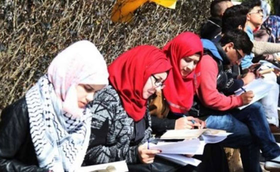 القراءة.. سلاح جديد يواجه فيه طلاب غزة الاحتلال صورة رقم 5 القراءة.. سلاح جديد يواجه فيه طلاب غزة الاحتلال صورة رقم 5