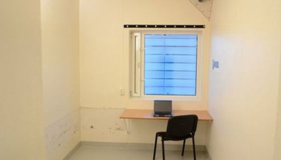 السفاح النرويجي يحظى بغرفة رياضة وكمبيوتر ويشتكي سوء ظروف سجنه! صورة رقم 5 السفاح النرويجي يحظى بغرفة رياضة وكمبيوتر ويشتكي سوء ظروف سجنه! صورة رقم 5