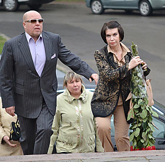 اغنى زوجات المسؤولين الروسيين: الاولى تربح 200 ضعف اكثر من زوجها والثانية عارضة ازياء صورة رقم 1 اغنى زوجات المسؤولين الروسيين: الاولى تربح 200 ضعف اكثر من زوجها والثانية عارضة ازياء صورة رقم 1