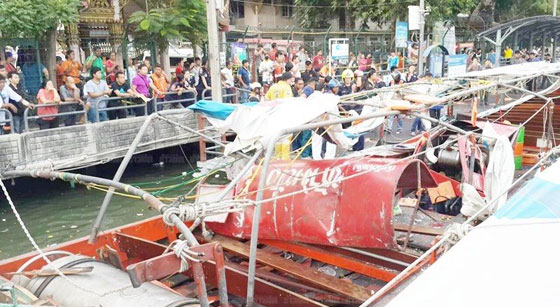 انفجار محرك قارب يتسبب باصابة 50 شخصا في بانكوك صورة رقم 1