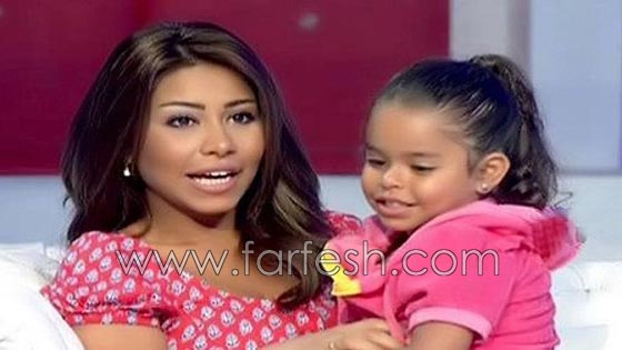 شيرين تتراجع عن قرار الاعتزال بعد 4 ايام وابنتها تعاتب الجمهور صورة رقم 6
