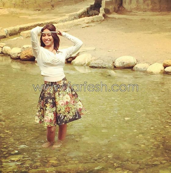 شيرين تتراجع عن قرار الاعتزال بعد 4 ايام وابنتها تعاتب الجمهور صورة رقم 9