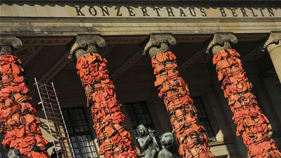  مقبرة سترات النجاة في اليونان.. كل واحدة منها تركت قصة وحلم لاجئ صورة رقم 7