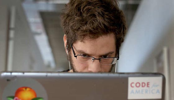 هذه هي الشروط التي طلبتها المخابرات الامريكية لامين مكتبة براتب مغر صورة رقم 7