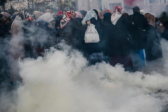 صحيفة زمان تتحدث عن اسود يوم في تاريخ الصحافة التركية صورة رقم 23 صحيفة زمان تتحدث عن اسود يوم في تاريخ الصحافة التركية صورة رقم 23