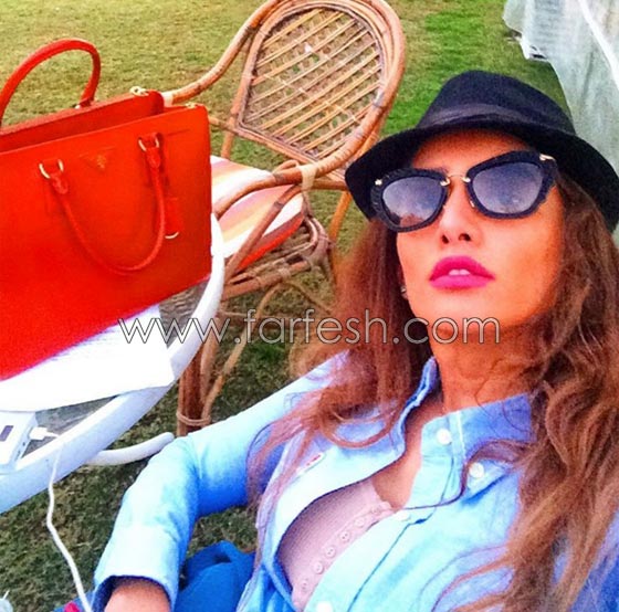زينة  ترفع دعوى (خلع) ونفقة واحمد عز يردّ ساخرا: وهل كنا تزوجنا اصلا؟ صورة رقم 1