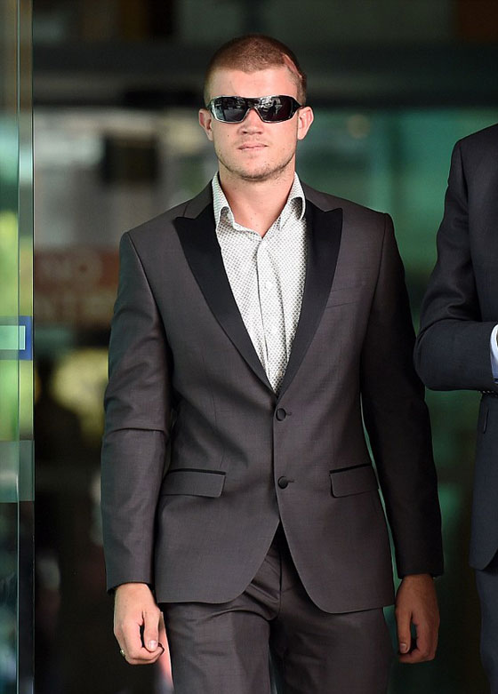 شاب يمثل امام القضاء لانه قضم رأس جرذ صورة رقم 3