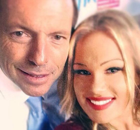 تكليف عارضة ازياء بكيني لاجراء دراسات عن الشريعة الاسلامية صورة رقم 1