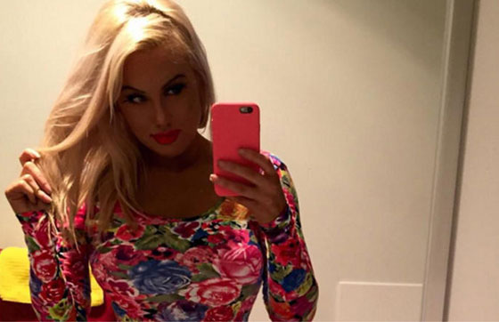 تكليف عارضة ازياء بكيني لاجراء دراسات عن الشريعة الاسلامية صورة رقم 9