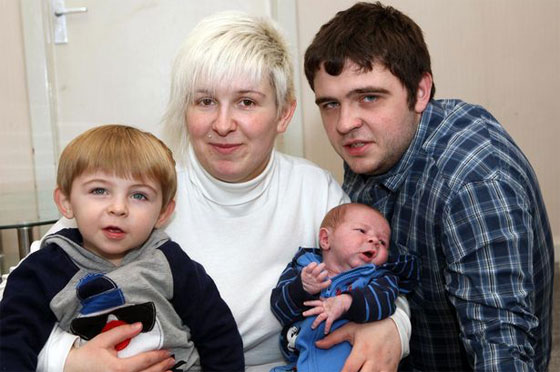    معجزة طبية: بعد ان اجرت عملية اجهاض، فوجئت والأطباء ان الحمل استمر وولدت طفلا سليما! صورة رقم 2