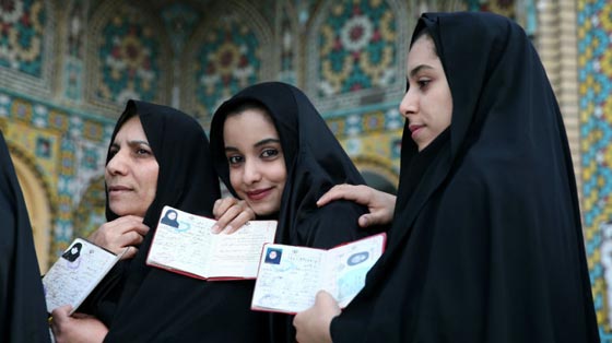 إيراني يشتم النساء بعنصرية: لا مكان في البرلمان للحمير او النساء!​ صورة رقم 7