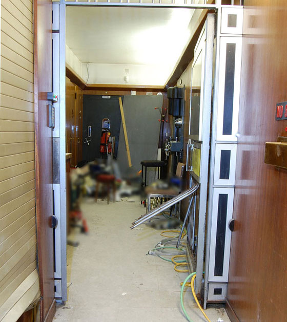  الكشف عن اكبر سرقة في تاريخ انجلترا نفذها مجموعة من المسنين صورة رقم 3