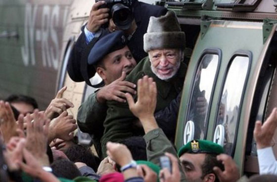 القضاء الفرنسي يحسم موقفه بشأن اغتيال عرفات بعد 3 اشهر صورة رقم 4 القضاء الفرنسي يحسم موقفه بشأن اغتيال عرفات بعد 3 اشهر صورة رقم 4