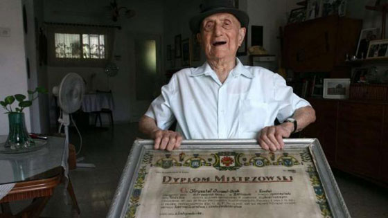 غينيس تعلن.. اكبر رجل في العالم ناج من اوشفيتز النازي!! صورة رقم 1 غينيس تعلن.. اكبر رجل في العالم ناج من اوشفيتز النازي!! صورة رقم 1