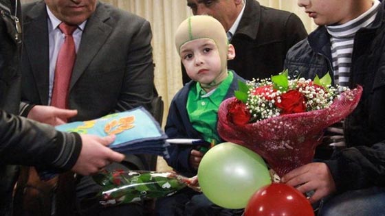 الدوابشة الفلسطيني يحقق حلمه ويلتقي رونالدو ونجوم ريال مدريد صورة رقم 9