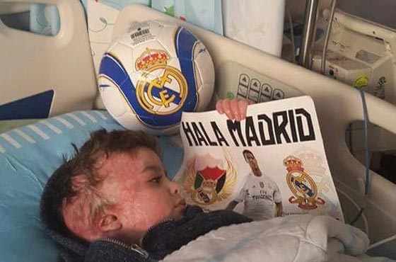 الدوابشة الفلسطيني يحقق حلمه ويلتقي رونالدو ونجوم ريال مدريد صورة رقم 13