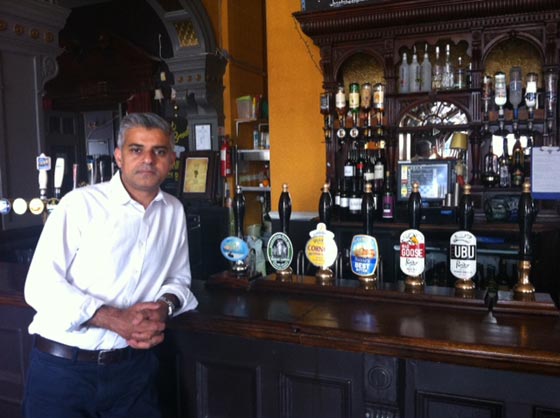 صديق خان المسلم يسحق منافسه اليهودي ويفوز بمنصب عمدة لندن صورة رقم 15