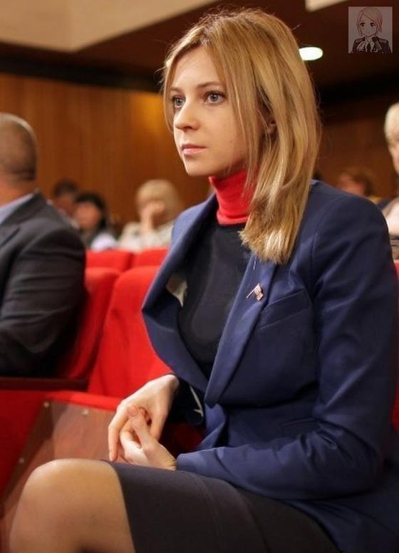 فيديو مدهش.. الدلافين تشارك حسناء روسية احتفالها بعيد ميلادها صورة رقم 13