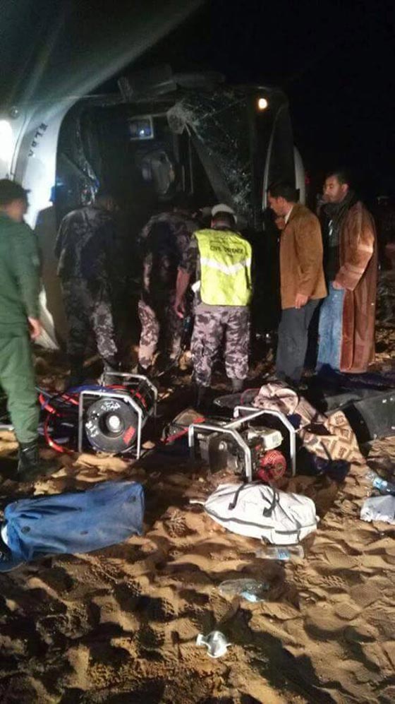 يوم دام.. مصرع واصابة 52 معتمرا فلسطينيا في حادث سير في الاردن صورة رقم 2