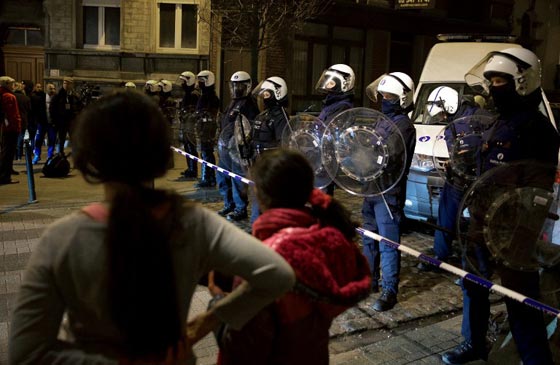 مفجرو بروكسل استخدموا مادة ام الشيطان في احزمتهم الناسفة صورة رقم 25