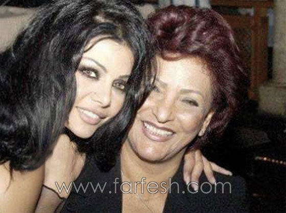 صور فنانات ورثن الجمال عن امهاتهن واورثنه لبناتهن صورة رقم 4