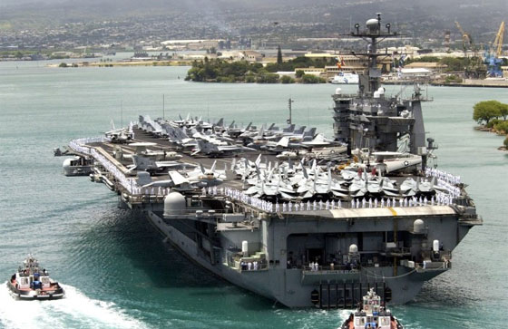 اكبر آلة حربية ترسل عينيها تجاه كوريا.. وتستعرض قوة الترسانة الامريكية صورة رقم 4